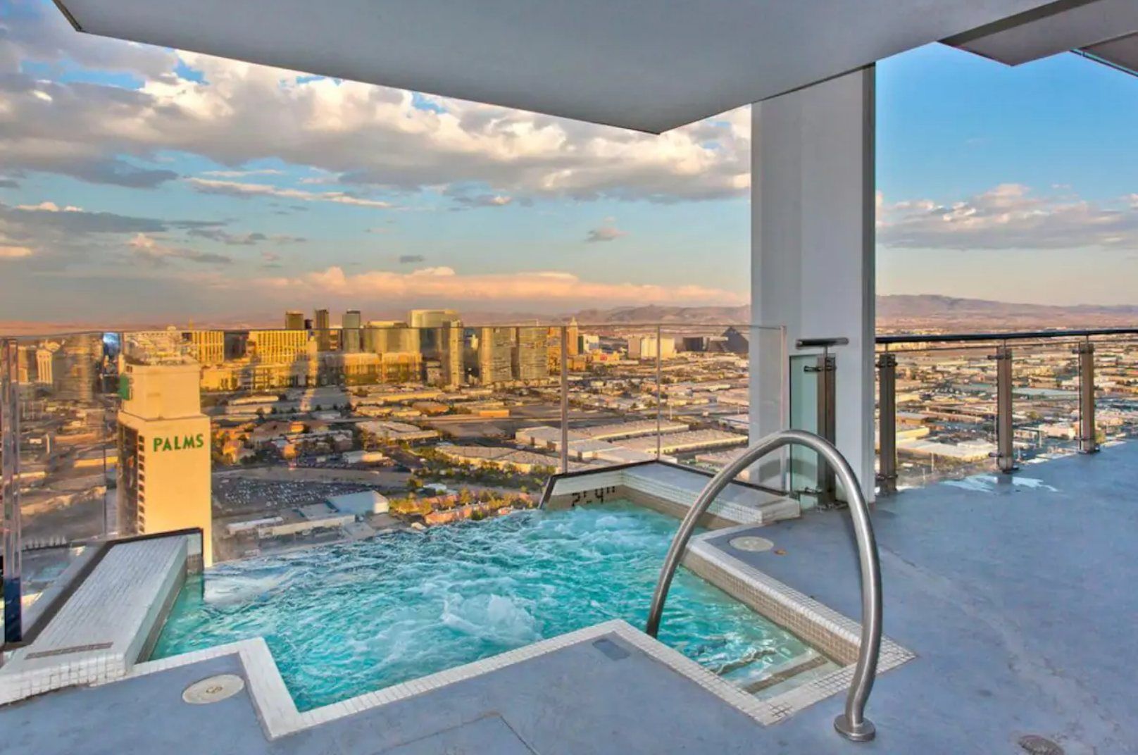 the best Airbnbs in Las Vegas
