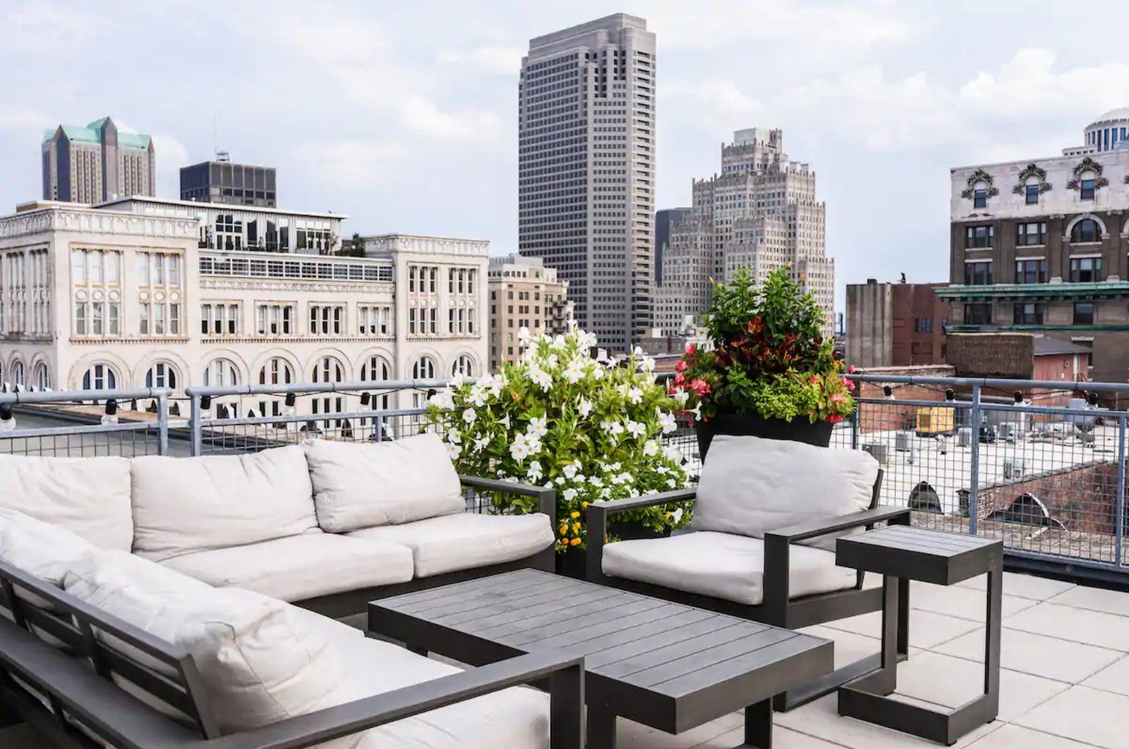 The Best Airbnbs in St. Louis