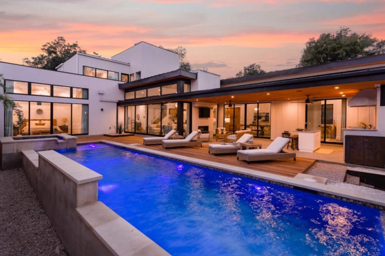 The Best Airbnbs in Austin Texas Lucy On Locale