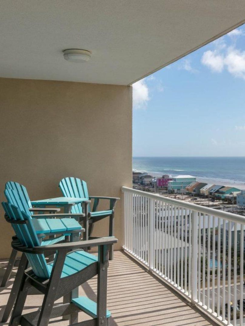 Orange Beach and Gulf Shores hotels on the beach with a balcony