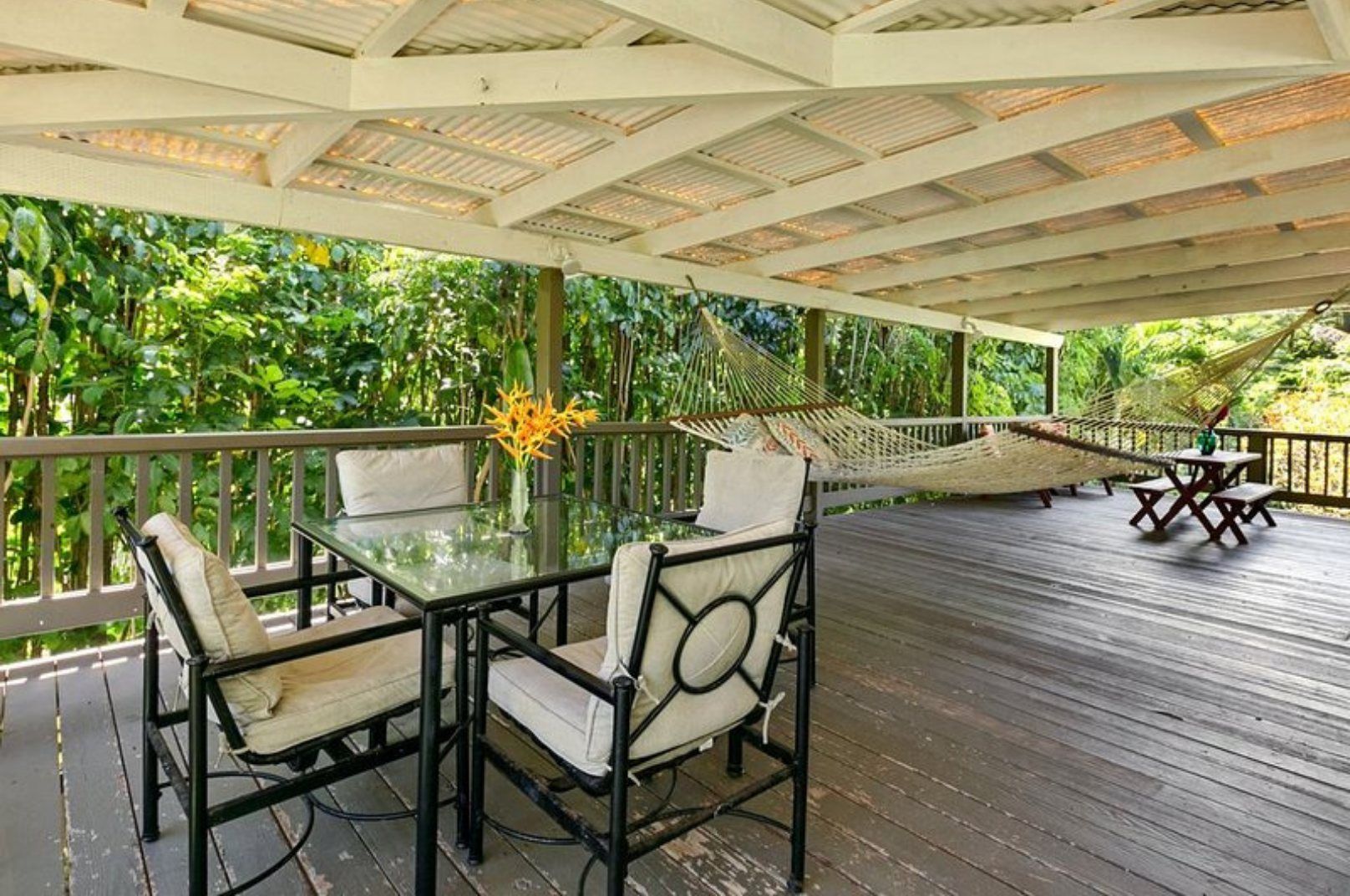 the best Airbnbs in Kauai Hawaii