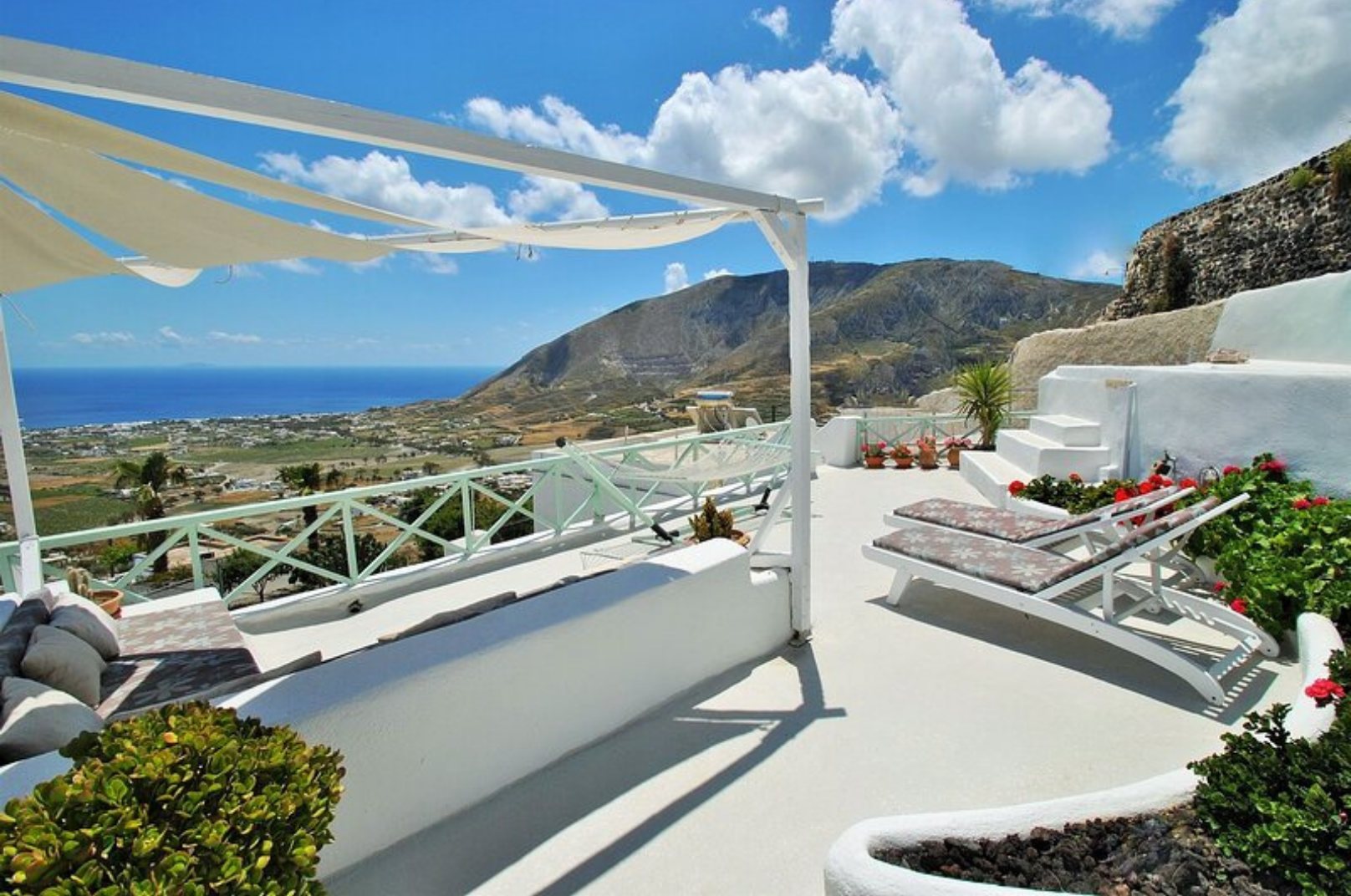 The Best Airbnbs in Santorini, Greece