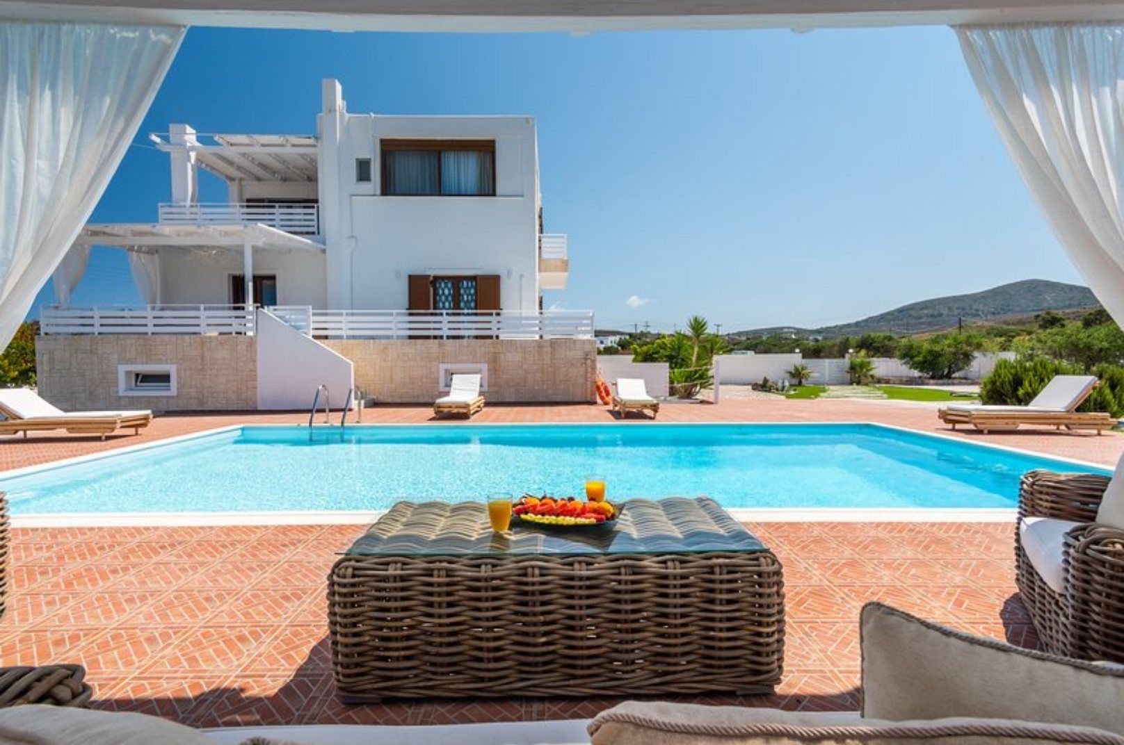 The Best VRBO Rentals in Milos, Greece