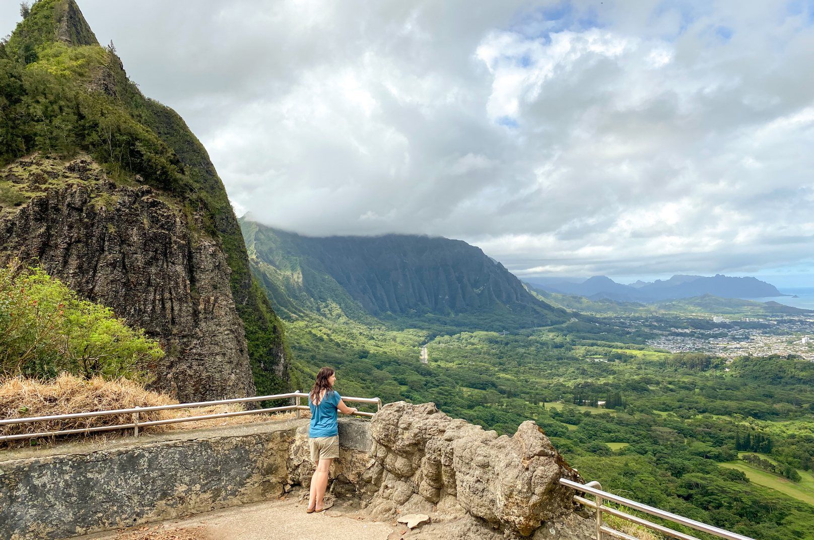 Best Hawaiian Island for Hiking (plus 11 trails that make it the best) -  The Hawaii Vacation Guide