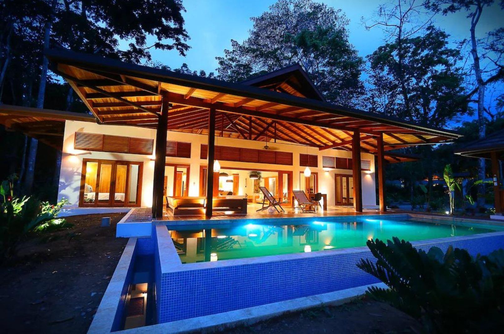 Costa Rica vacation rentals for large groups