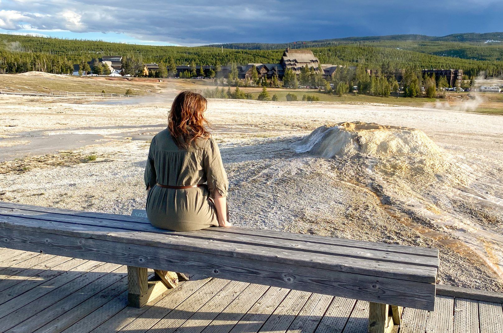 how to plan a trip to Yellowstone