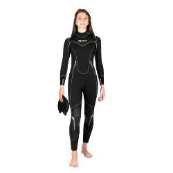 Wet Suit - Diving Essentials